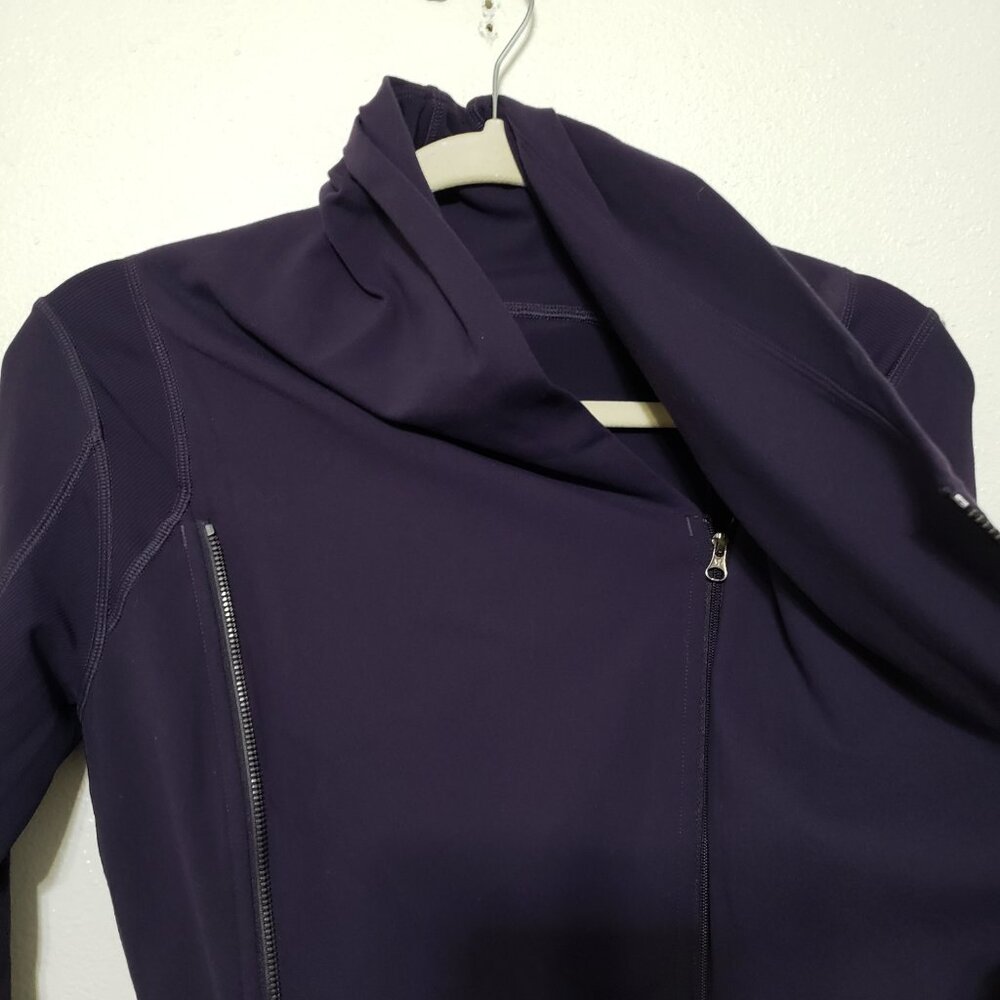 Lululemon Jacket - Picture 3 of 13